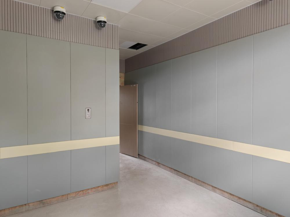 审讯室软包 阻燃防火棉墙面 留置室谈话室防撞软包